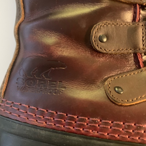 Sorel- Joan of Artic thick dark red wool lined winter boots - Picture 3 of 15